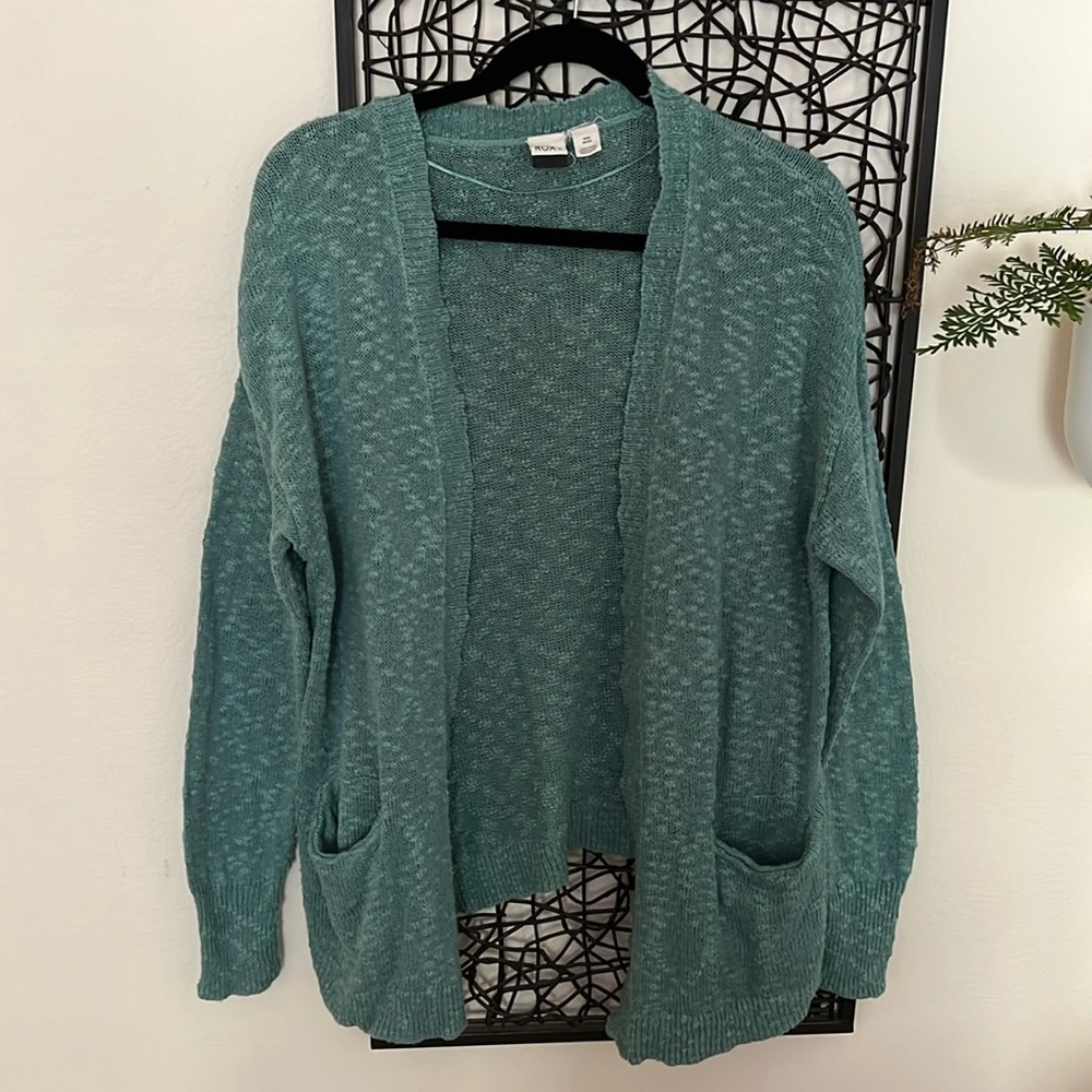 Mint colored cardigan by Roxy